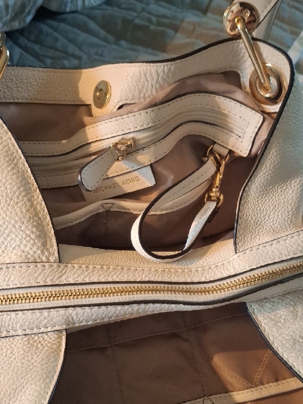 Michael Kors Ivory Pebbled Leather Shoulder Hobo with Gold Hardware - Picture 7 of 8